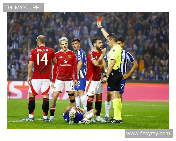 欧冠激战：那不勒斯与波尔图互交白卷红牌事件引发全场热议分析