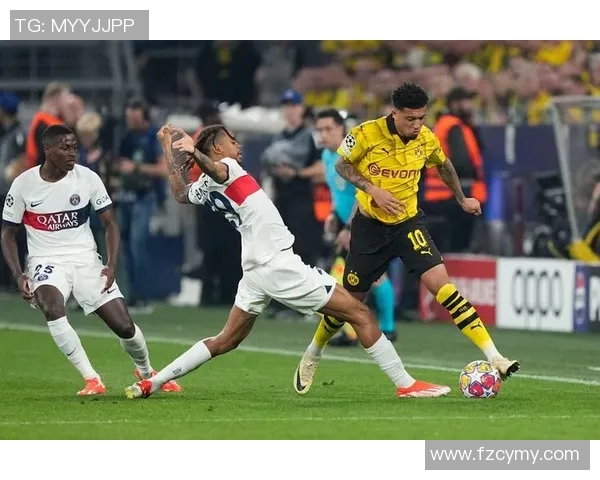 英超精彩对决AC米兰险胜巴黎圣日耳曼引发全场狂欢