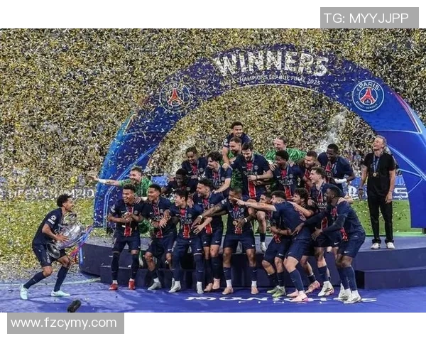 足总杯激战多特蒙德狂胜巴黎圣日耳曼6比2全场沸腾 足总杯激战多特蒙德狂胜巴黎圣日耳曼6比2全场沸腾