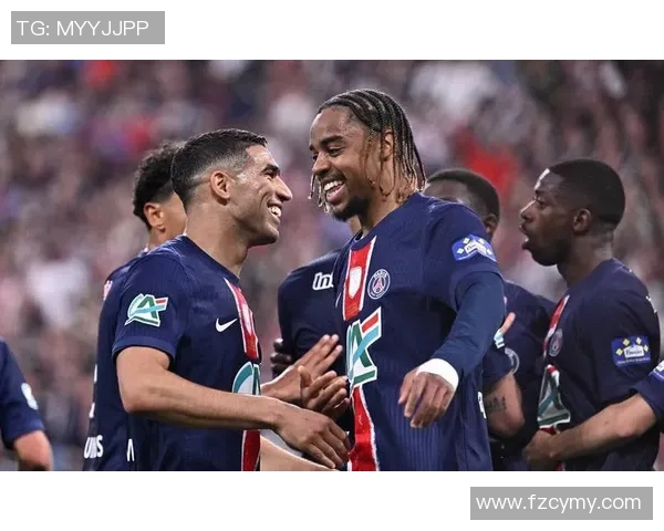 国王杯激战那不勒斯与巴黎圣日耳曼战平乌龙球引发争议判罚全场沸腾