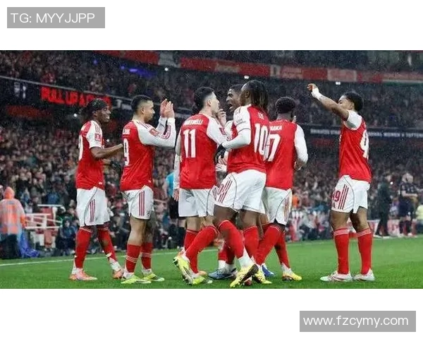 里昂狂胜阿森纳5-1引发转会热议全场沸腾