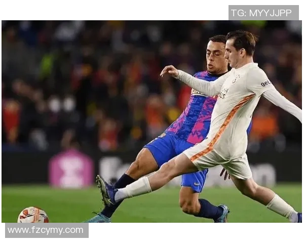 欧联杯激战国米逆转巴萨神扑成关键瞬间引发全场狂欢